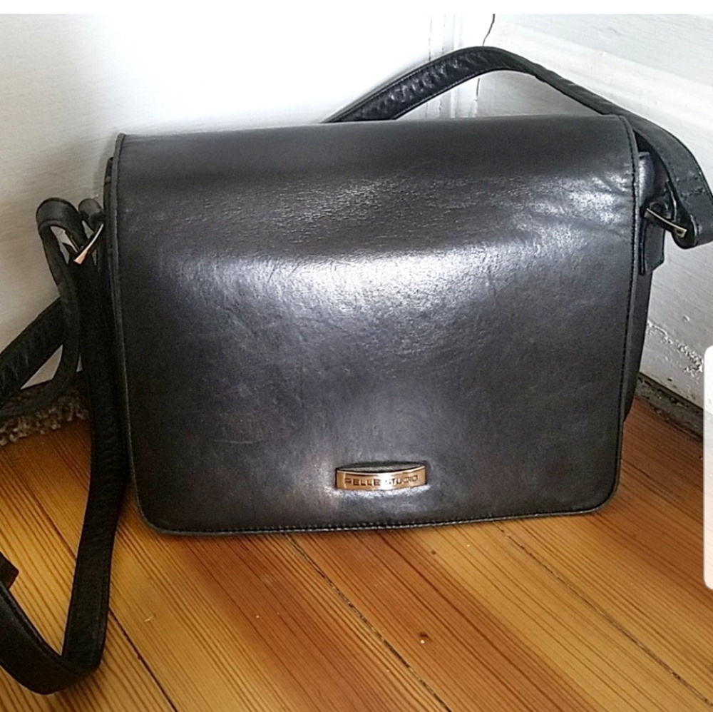 💥SALE💥 Pelle Stuido |Adjustable Wallet crossbody